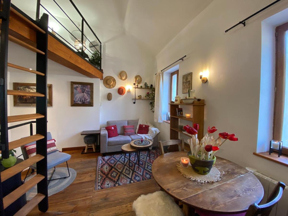 Apartamento Duplex Cosy Au Coeur De Barcelonnette Exterior foto